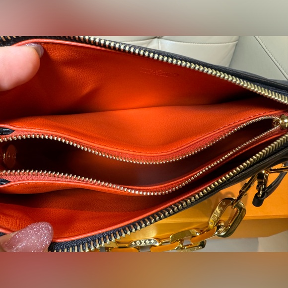 Louis Vuitton Coussin BB Monogram-embossed bag - Picture 11 of 11